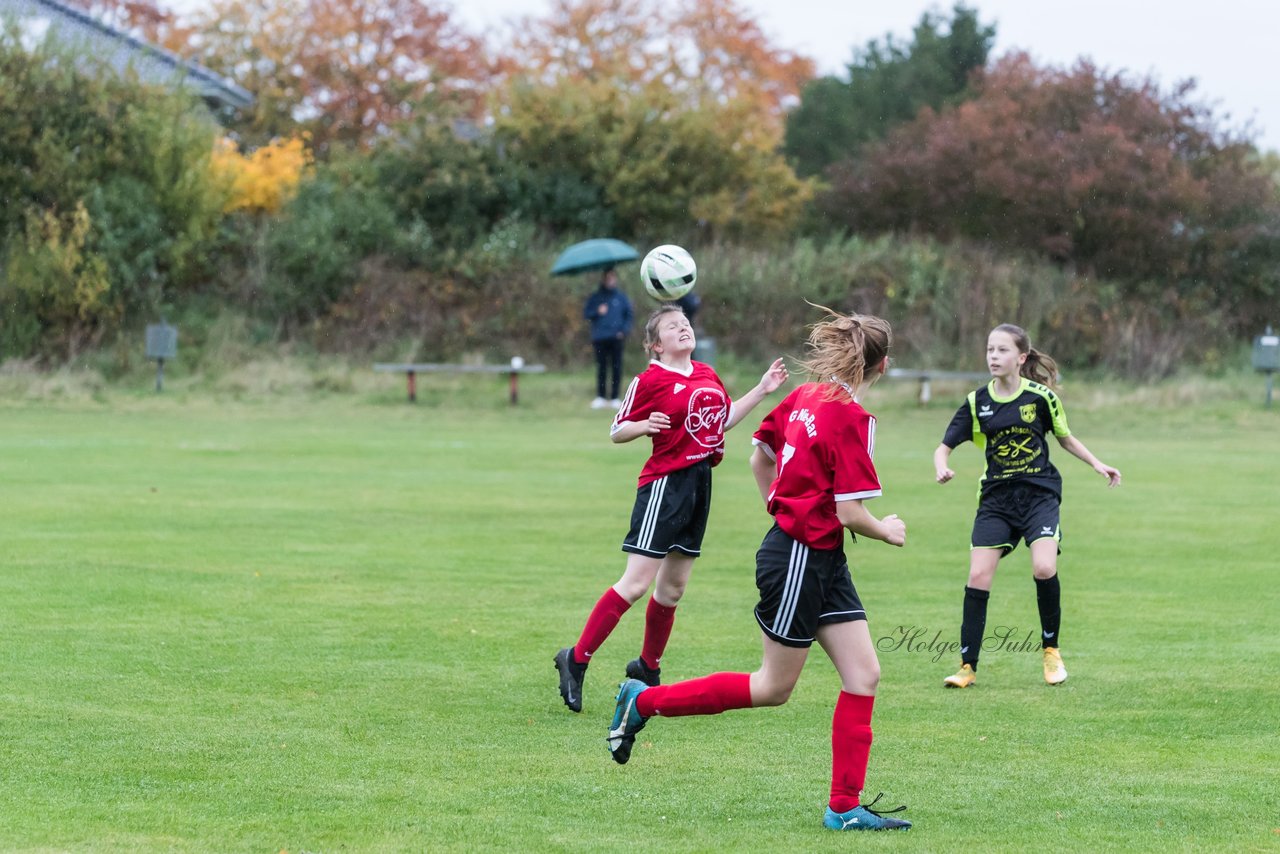 Bild 60 - B-Juniorinnen SG Mittelholstein - SV Frisia 03 Risum-Lindholm : Ergebnis: 1:12